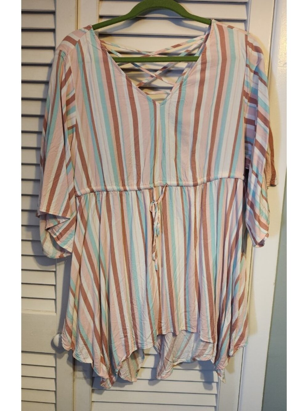 Torrid Sz 1 Womens Striped Tunic Top Blush Pink V-Neck Asymmetrical Hem 1X
